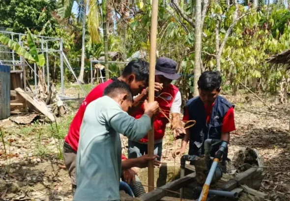 PMI Bersihkan Sumur Warga Pasca Banjir Bandang Aceh Utara